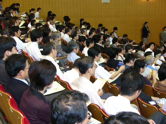 宇宙環境技術センター開所式２