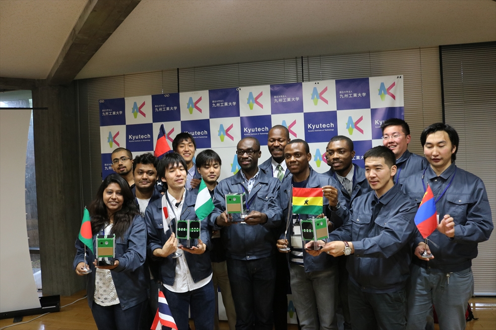 参加学生の集合風景