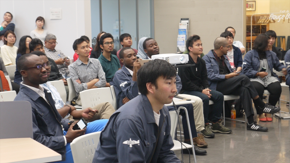 パブリックビューイングの様子2