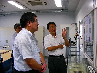 趙センター長の説明